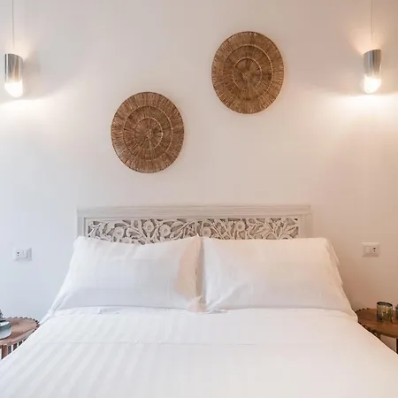 The Rent - Charming Two-bedroom Near The Vatican Rome